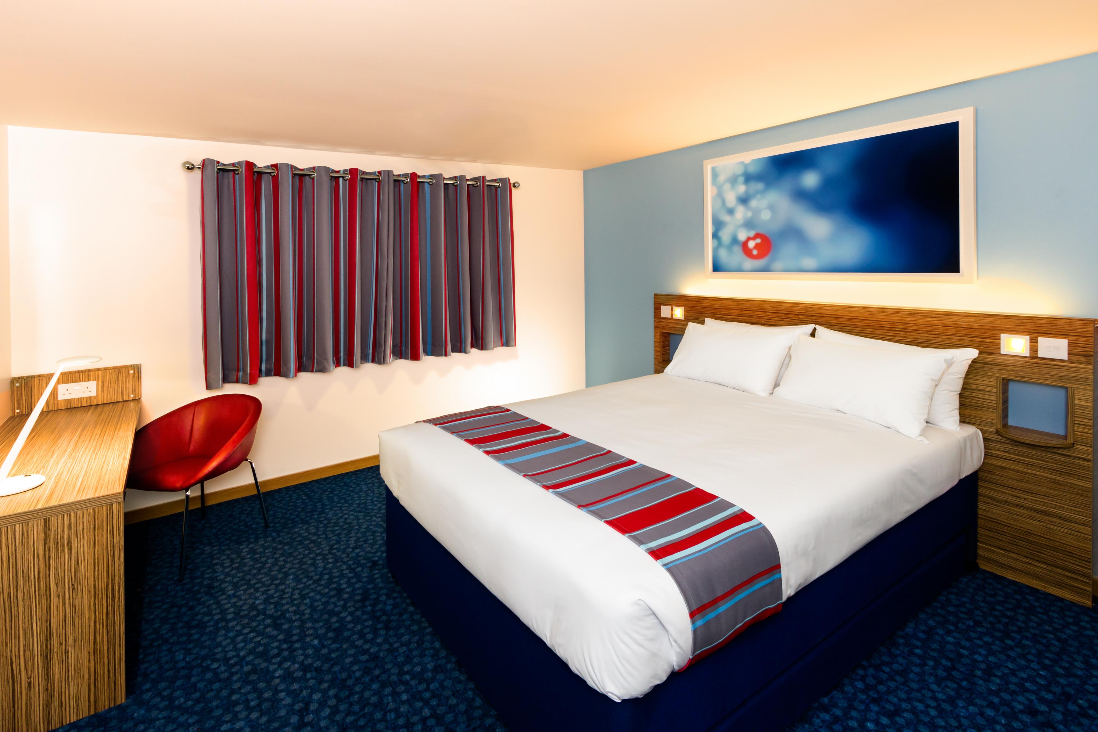 Travelodge Edinburgh Central Waterloo Place エクステリア 写真