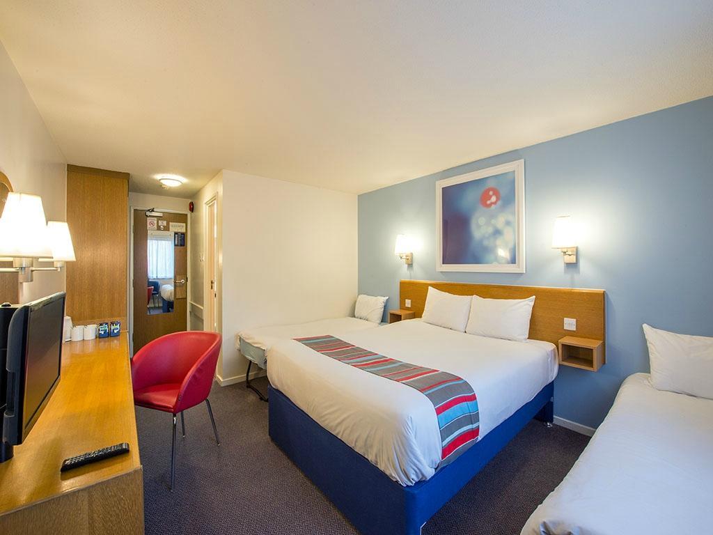 Travelodge Edinburgh Central Waterloo Place エクステリア 写真