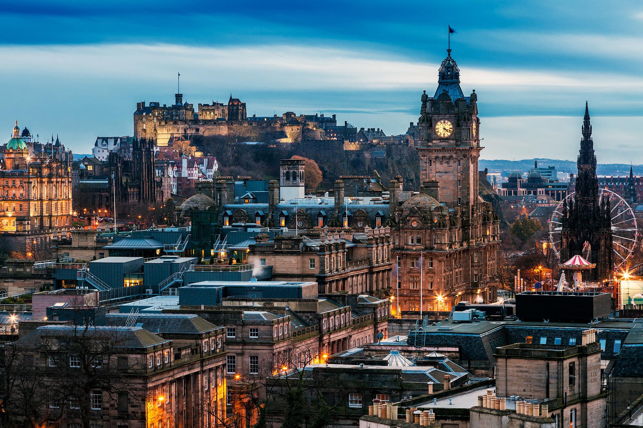 Travelodge Edinburgh Central Waterloo Place エクステリア 写真