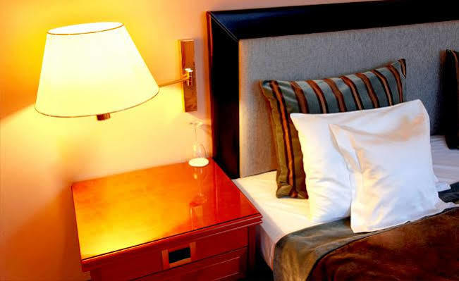 Travelodge Edinburgh Central Waterloo Place エクステリア 写真